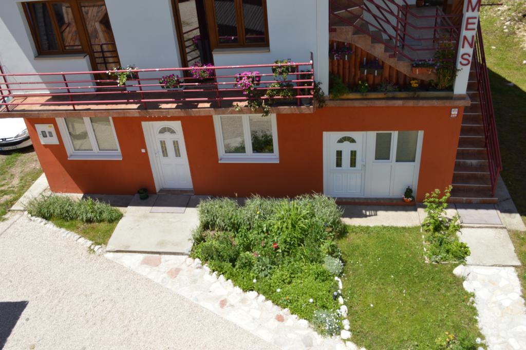 Apartmani Bozana Vojinovic Žabljak Exteriör bild