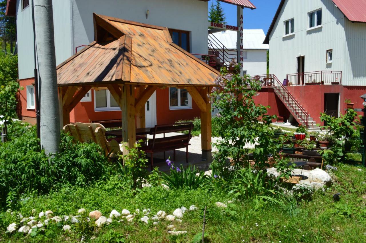 Apartmani Bozana Vojinovic Žabljak Exteriör bild